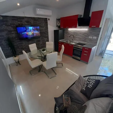 Anita Apartment *