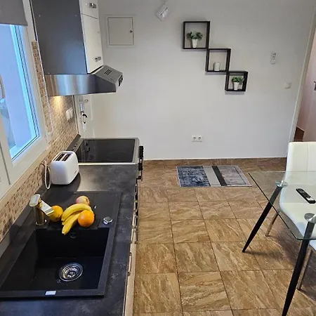 Anita Apartment *