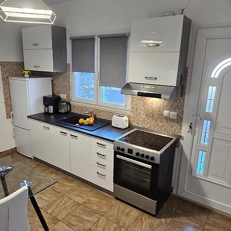Anita Apartment