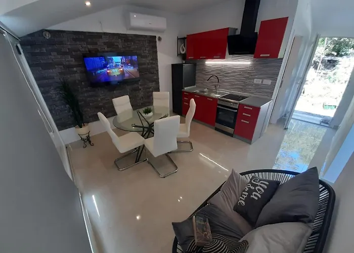 Anita Apartman *